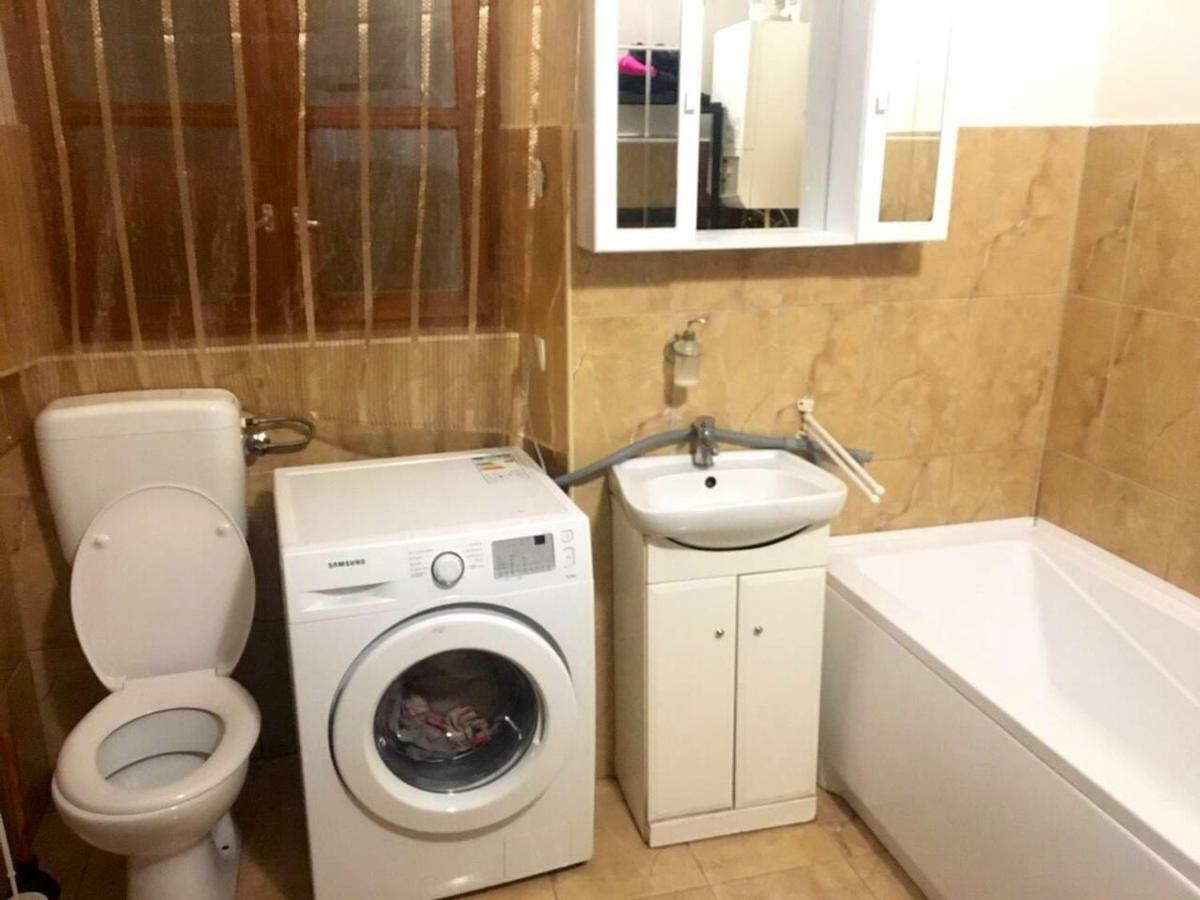Arkadia Apartman Pápa 外观 照片